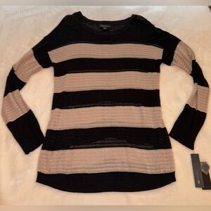 NWT AB Studio Black and Beige Knit Button back detail Sweater Top. Size XL
